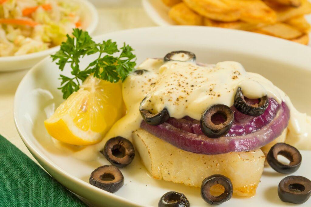 Bacalao con alioli al horno