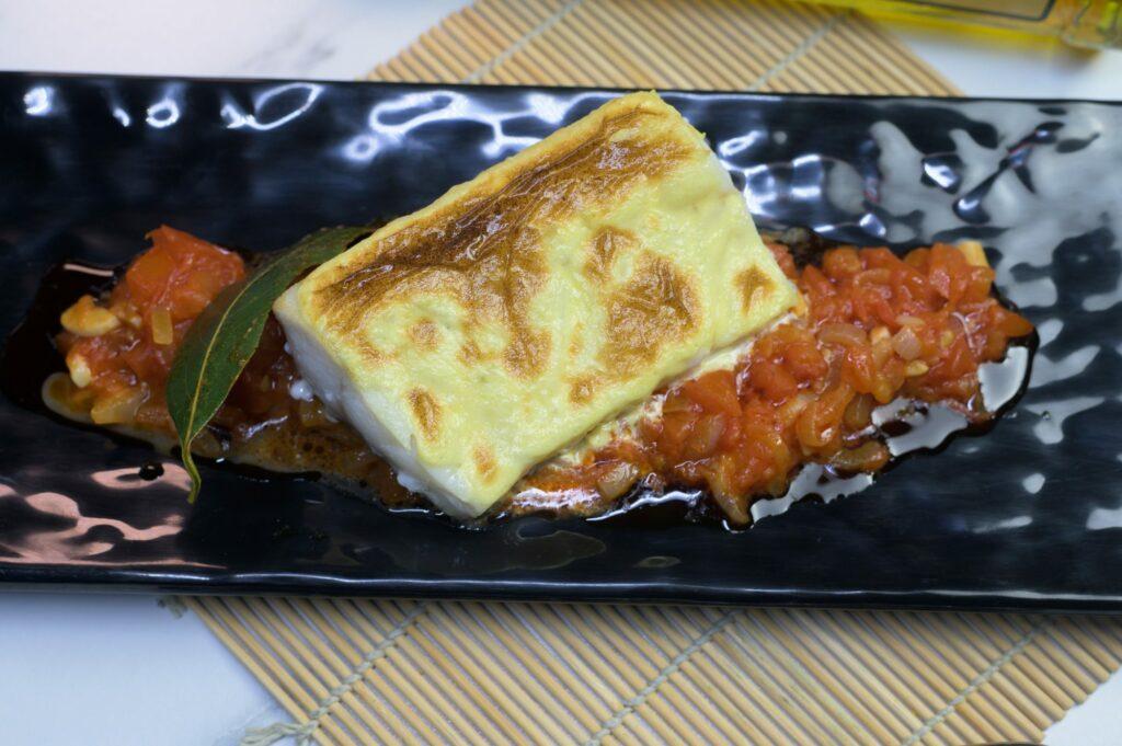 Bacalao confitado al ajo