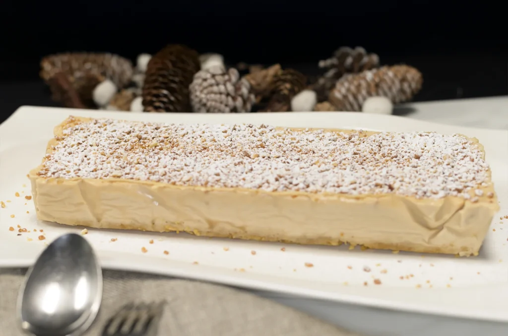 Tarta de Turrón blando y Galletas