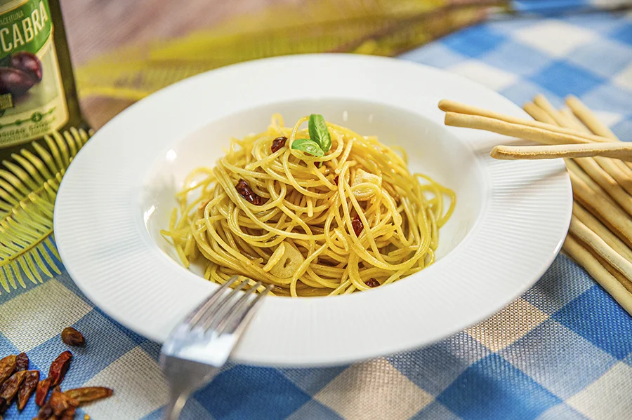 pasta con ajo y guindilla