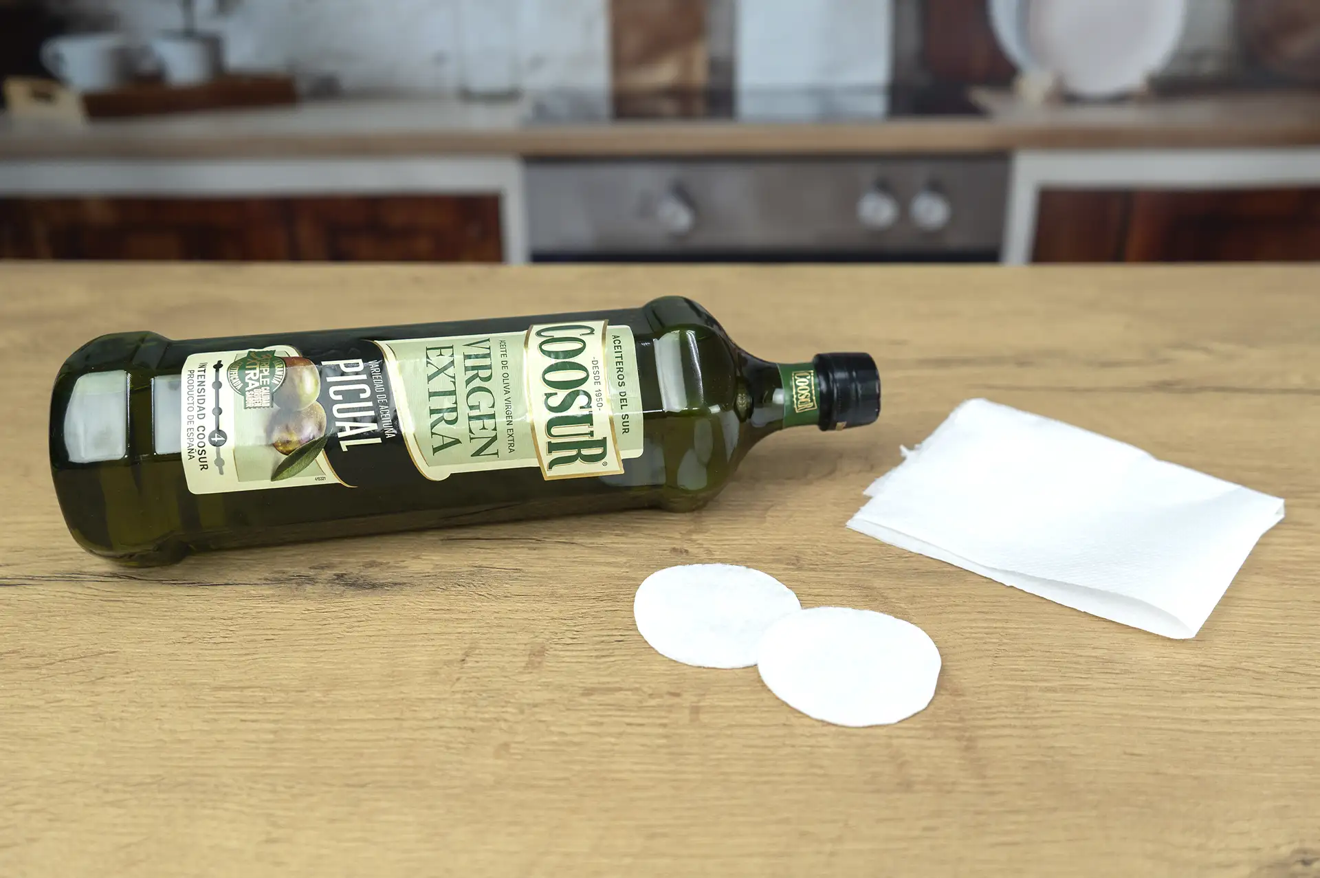como no manchar la botella de aceite truco